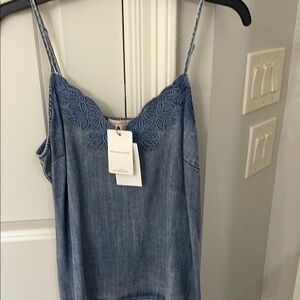 Skies Are Blue Fitted Sleeveless Camisole